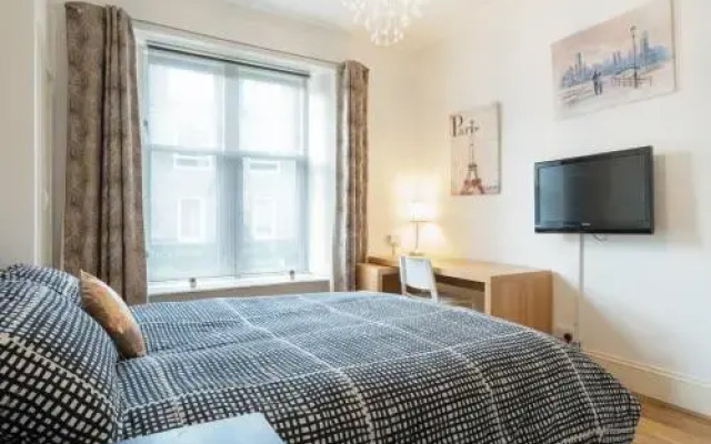 Fraser Apartment