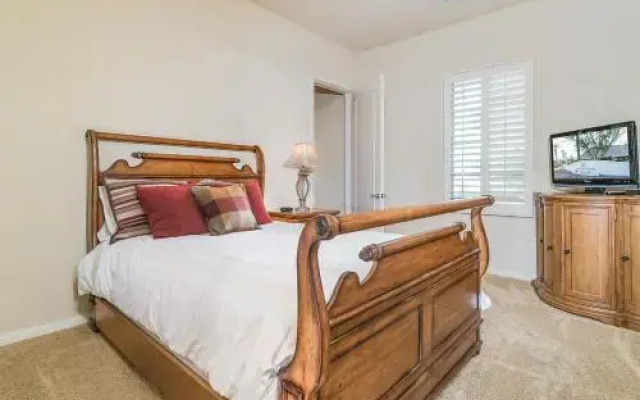 48663 Legacy Dr Condo