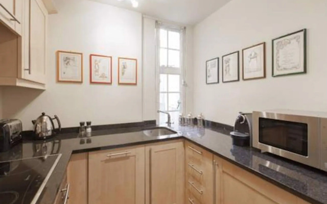 Sloane Gardens X by onefinestay