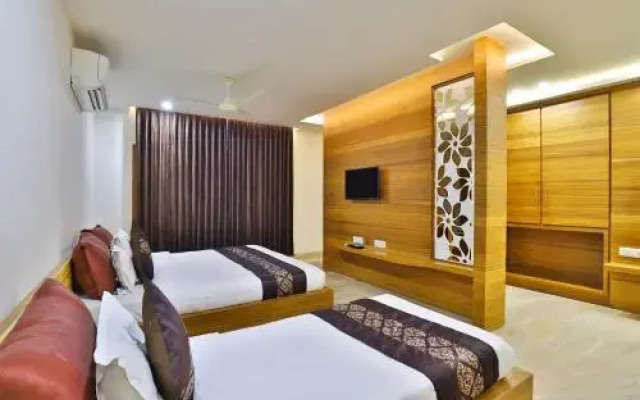 OYO 28448 Tree Top Residency
