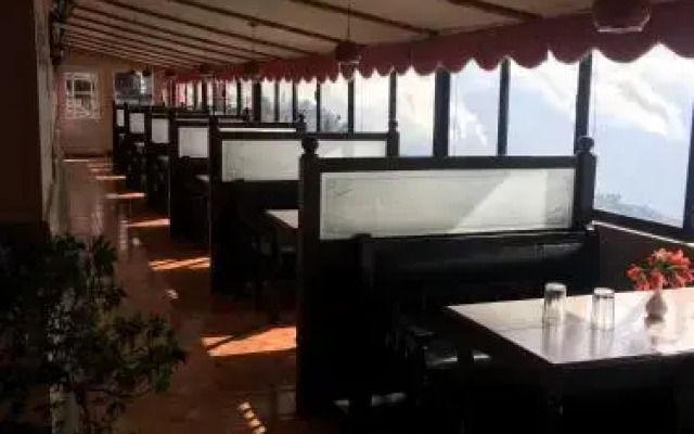 Travellers' Inn
