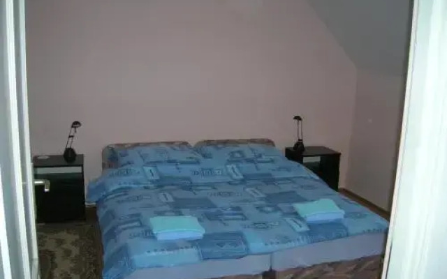 Dombai Apartman