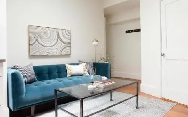 Intimate 2BR in South End by Sonder