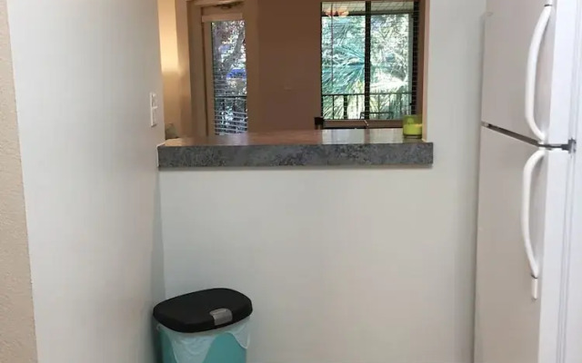 Holiday Island 1 BR Condo