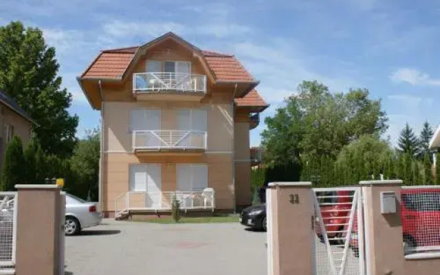 Árnyas Apartmanház