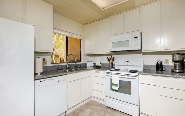 South Sierra Condominium #143428