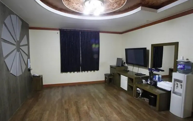 Goodstay Js Motel