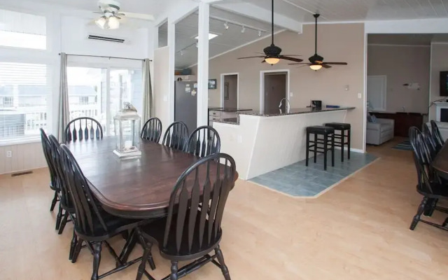Cuddlefish - 5 Br Home