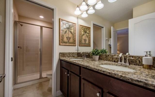 Wedge Villa #231069 - 5 Br villa