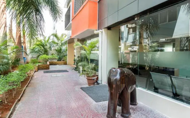 Sravya Compact Residency