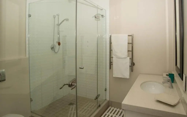 Geneva Drive Villa