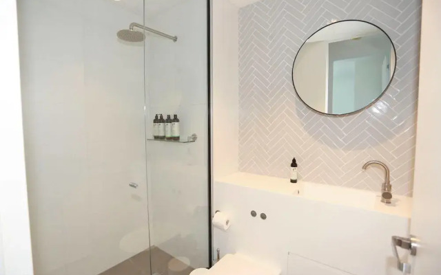 Central But Quiet Apartment