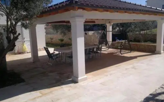 Holiday House Popic