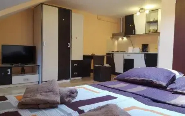 Studio Piata Sfatului - Brasov