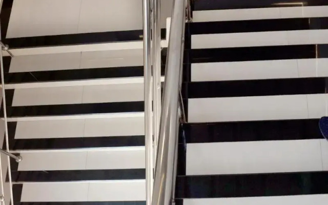Hotel Royal Nest