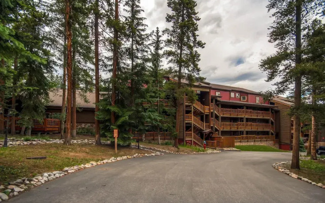 Jenna's Gem by RedAwning