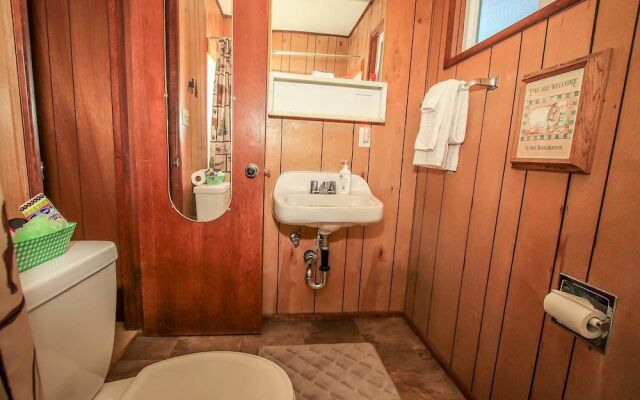 Owl Pine Cabin Room 1554