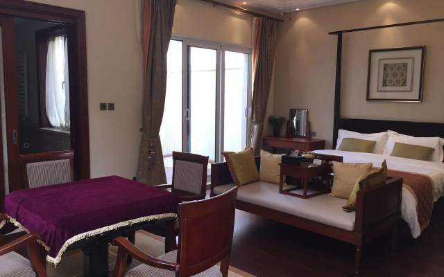 LongFor Holiday Hotel Yantai