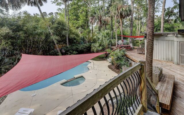 Pelican 7 by RedAwning