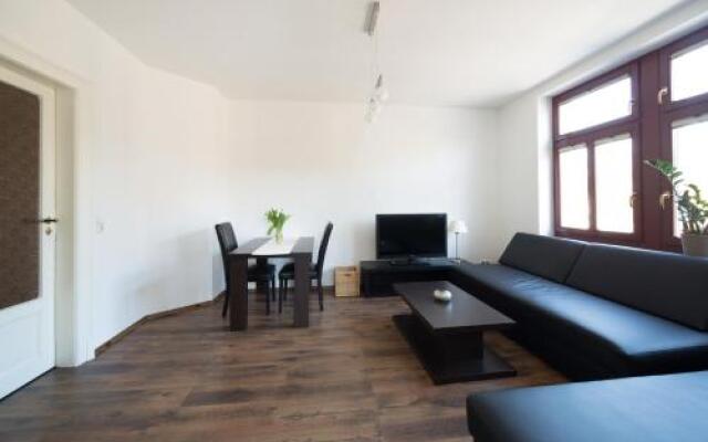 DD Apartments