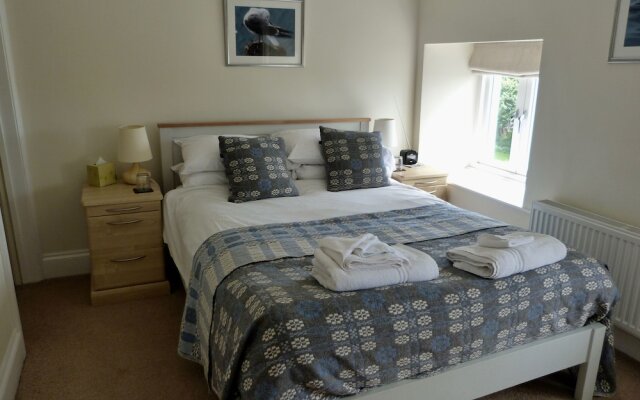 Awelon - Manorbier Bed and Breakfast