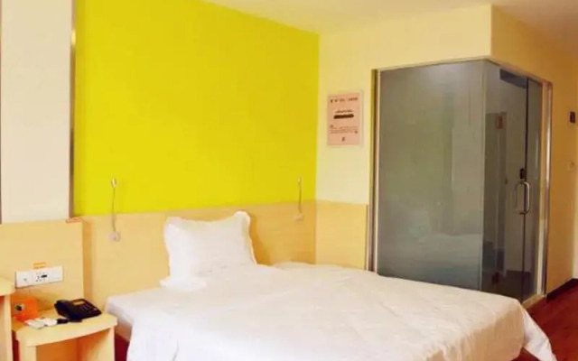 7Days Inn chain hotel (Dongguan Liaobu Walmart)
