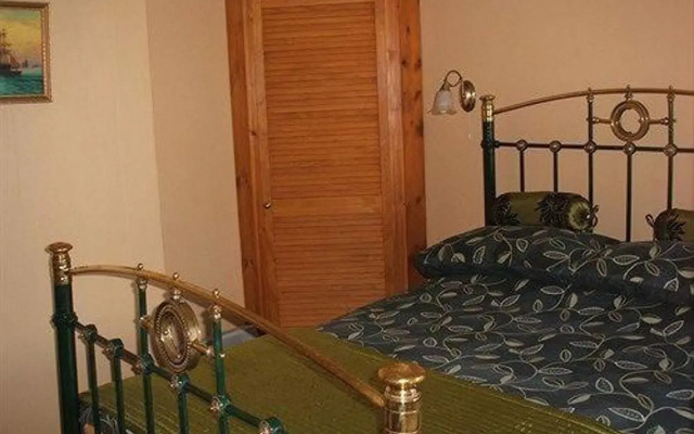 Pengilley Guest House