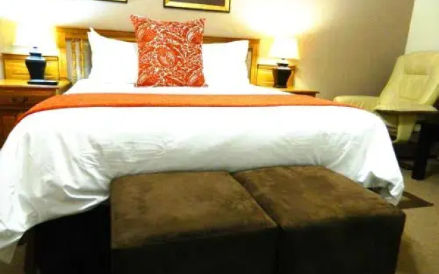Bushmen Inn