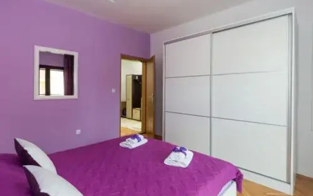 Amira Apartments
