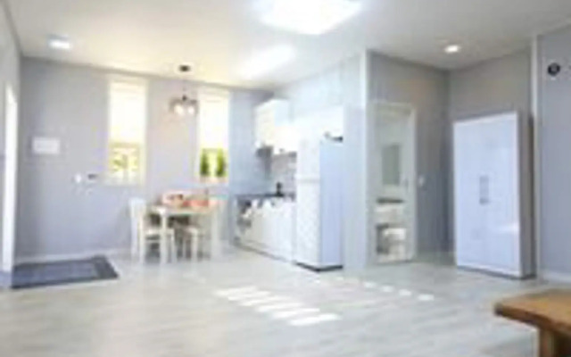 Buan Mohyang Crystal Pension