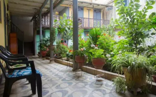 Hostal El Dorado