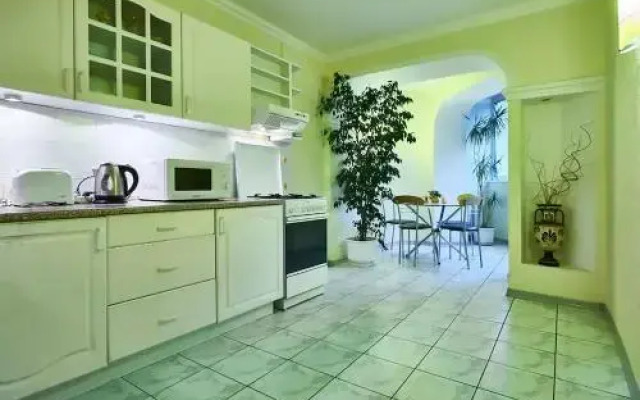 Home Hotel Apartments on Kontraktova Ploshcha