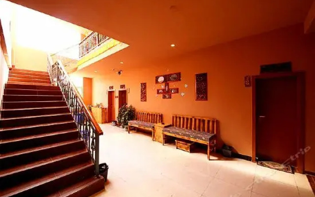 Shangri-La Cedar Inn