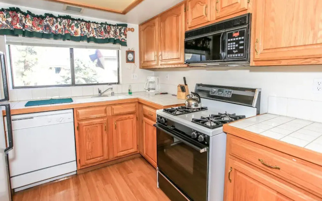 Bear Mountain Escape Condo