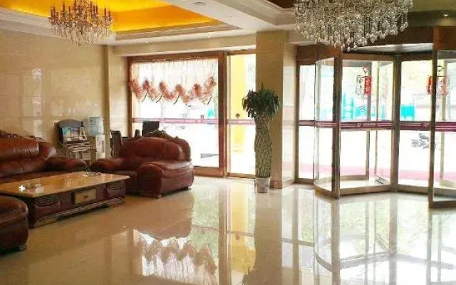 Kunlun Leju Business Hotel (Nanyang Xinchen Road)
