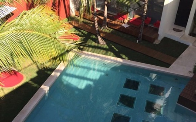 Stunning 2 BR Condo Playa del Carmen by KVR