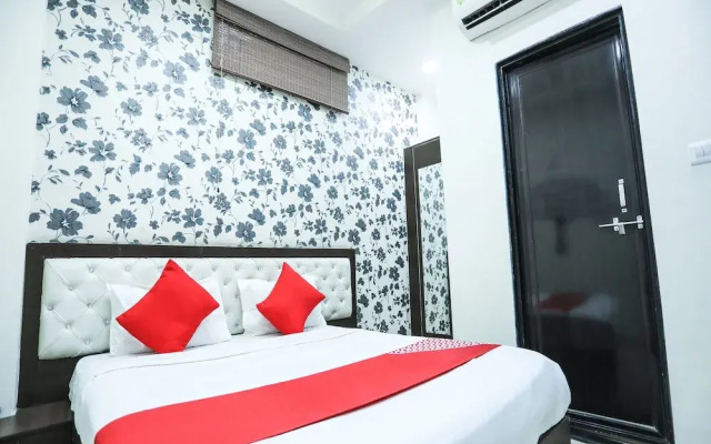 Hotel Madhuram Palace
