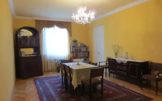 Medeya's House