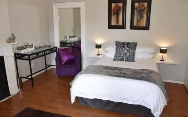 Poetry Guestrooms