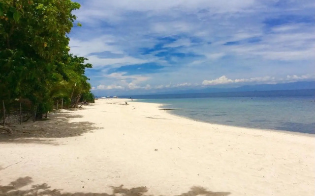 Ravenala Beach Bungalows