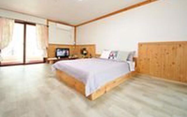 Tongyeong Happy Sea Pension