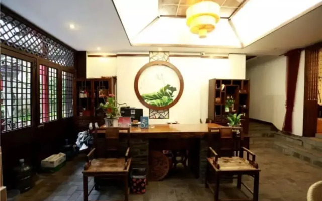 Floral Hotel Fenghuang Poshan Mansion