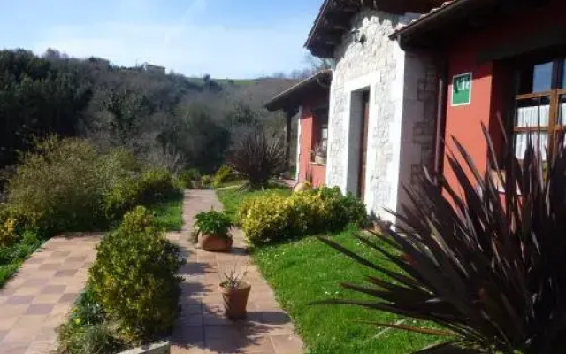 Apartamentos Rurales La Güertona