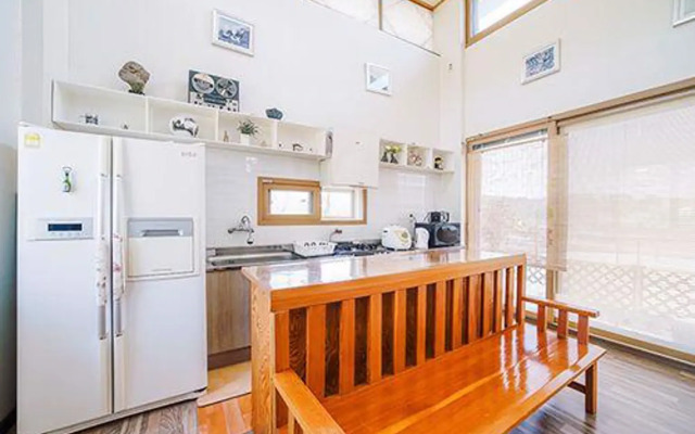 Ganghwa Sorae Gallery Pension