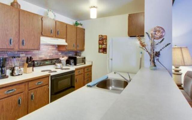 Great Condo In Popular Kingswood Village