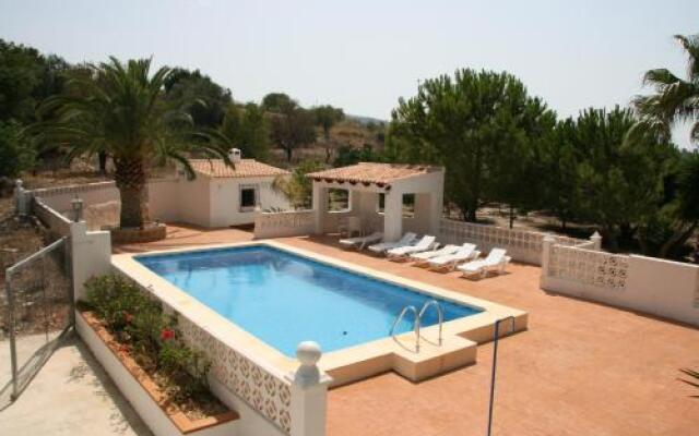 Finca Alhambra - spacious and characterful property in Benissa