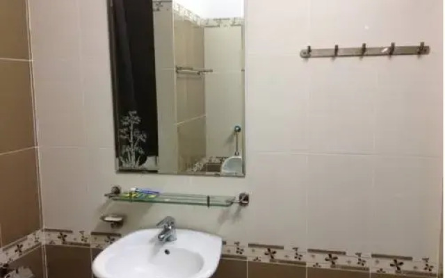 Lu Khach Quan Guesthouse