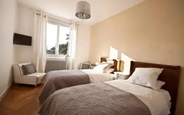 La Maison de Roussille