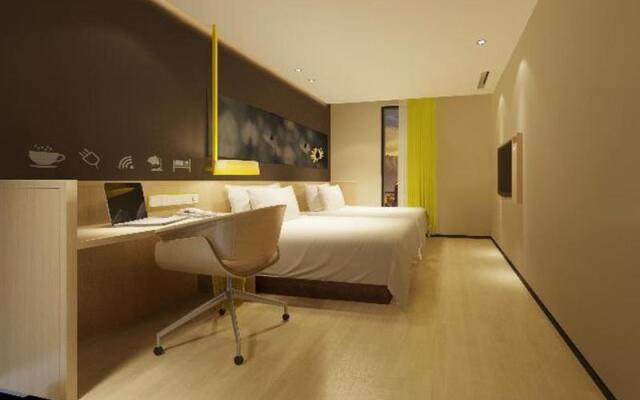 7 Days Inn Yangjiang Yangxi Pedestrian Street Branch