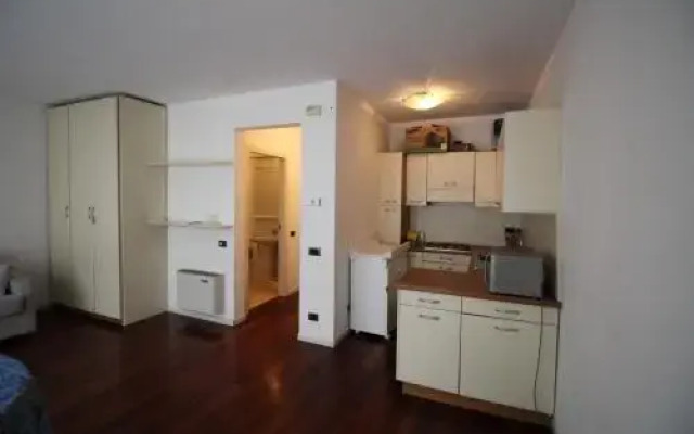 Attico Con Terrazzo Piantumato